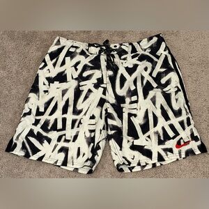 Nike Repel Hydrofuge Athletic Lined Training Swim Surf Shorts Black Size Large